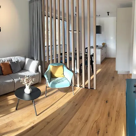 アパート Soca Valley ボヴェツ